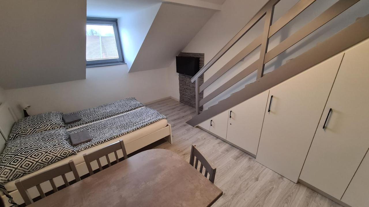 Gyulai-Fuerdo-Apartman Ii. Экстерьер фото
